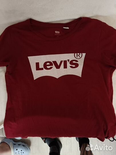 Футболка levis