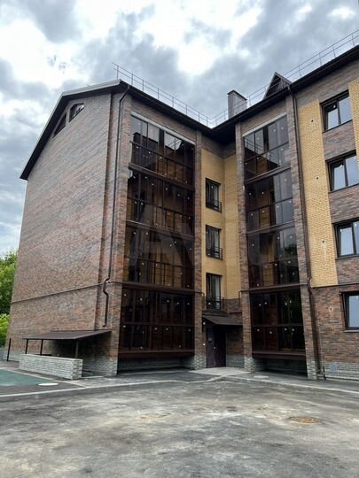 2-к. квартира, 75,8 м², 2/4 эт.