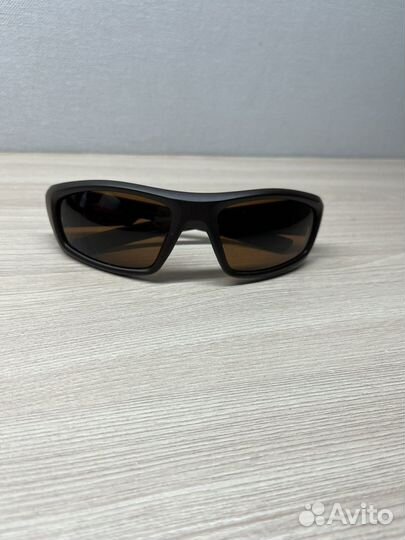 Солнечные очки мужские