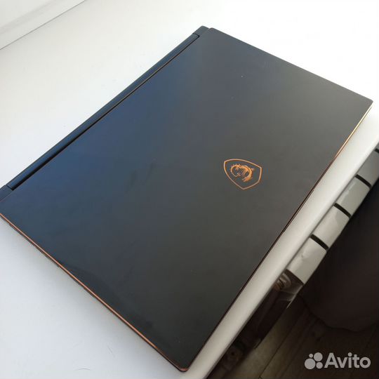 Игровой ноутбук MSI 32RAM/gtx 1070/144гц/i7