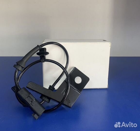 Датчик абс ford mondeo 5, fusion перед