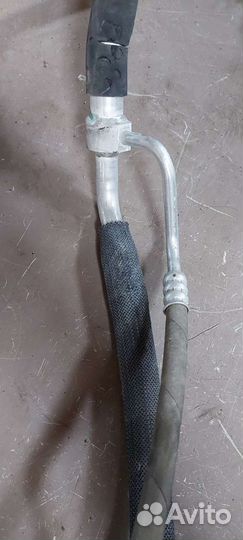 Трубка кондиционера на Mercedes w204