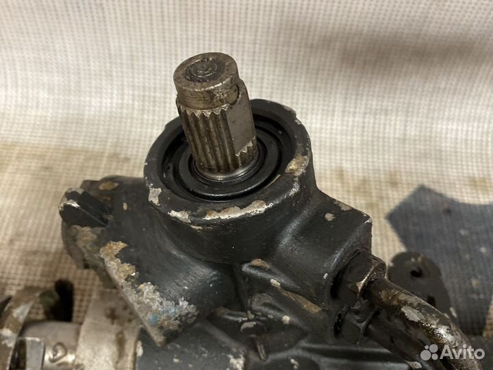 Рулевая рейка Volkswagen Passat B3 357422055