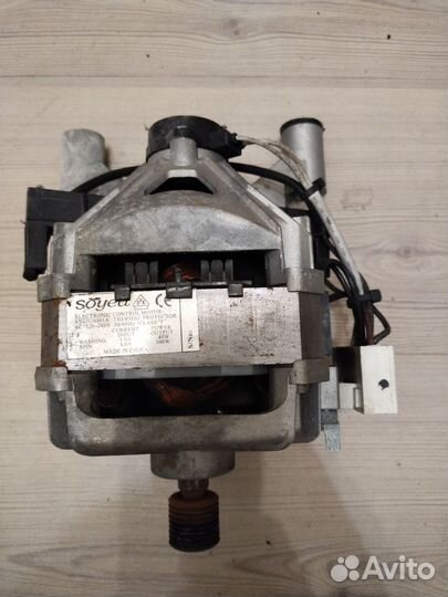 Двигататель стиральной машины