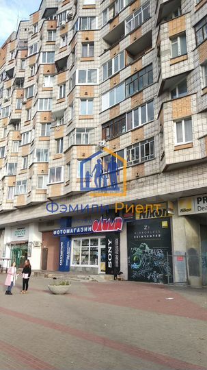 3-к. квартира, 77 м², 2/9 эт.