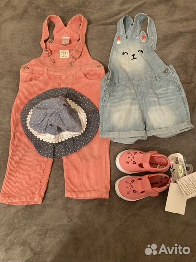 Полукомбинезоны 92 размера, панама и кеды новые 23