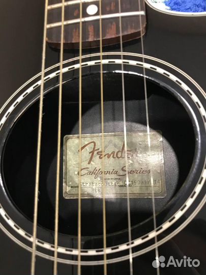 Электроакустическая гитара Fender stratacoustic
