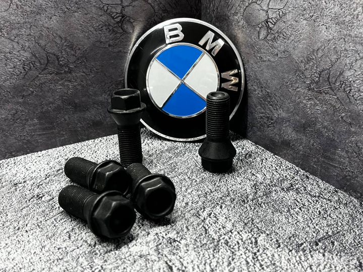 Болты bmw черные