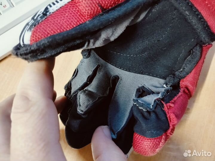 Краги хоккейные детские 11