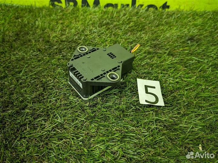 Датчик ускорения Nissan Fuga PY50 VQ35HR 2009