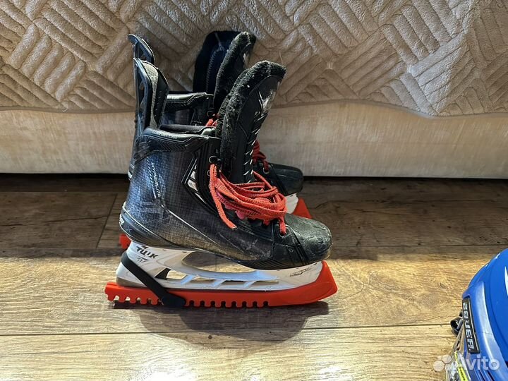 Коньки bauer hyperlite custom