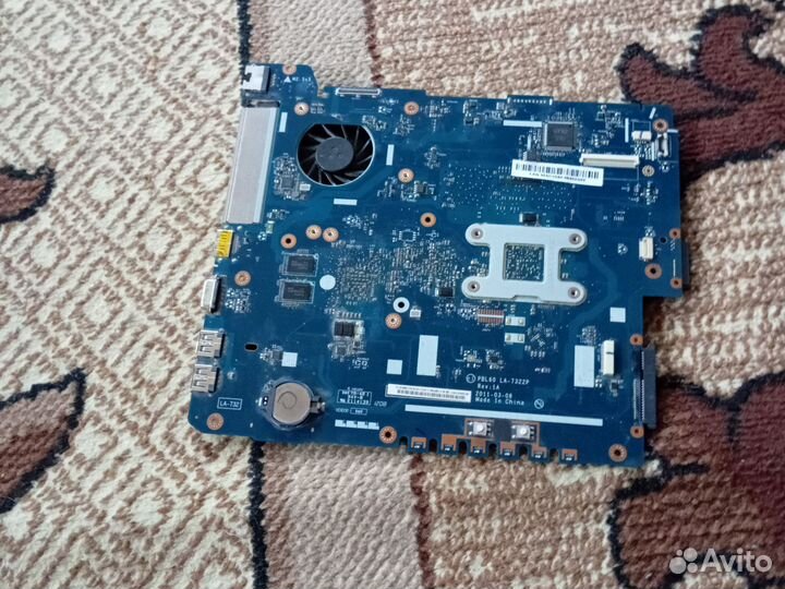 Продам ноутбук асус на разбор