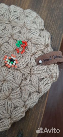 Плетенные из бисера