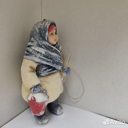 Ватная игрушка Манечка в подарочной коробке