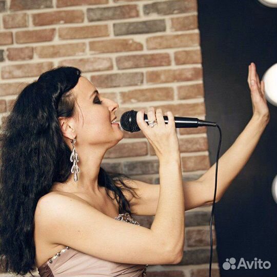 Педагог, репетитор по вокалу