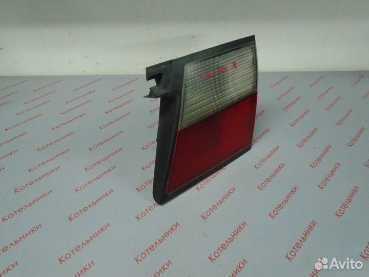 Nissan 26550-2F727 Фонарь задний правый