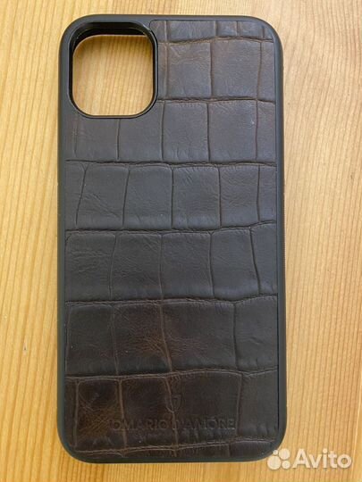 Чехол на iPhone 11