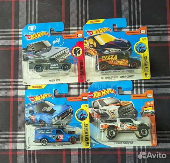Hot Wheels мэйн запак 17 год