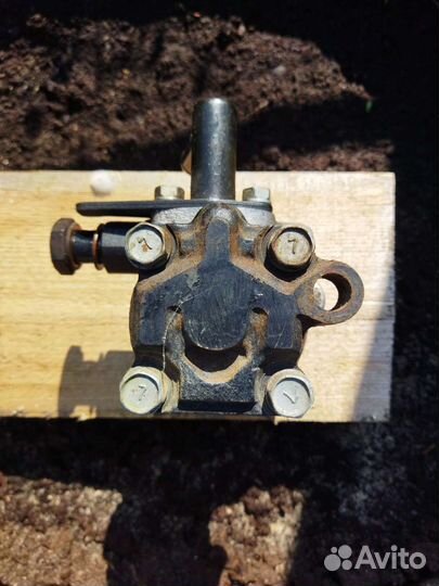 Насос гура на Hyundai accent, Getz. G4EC