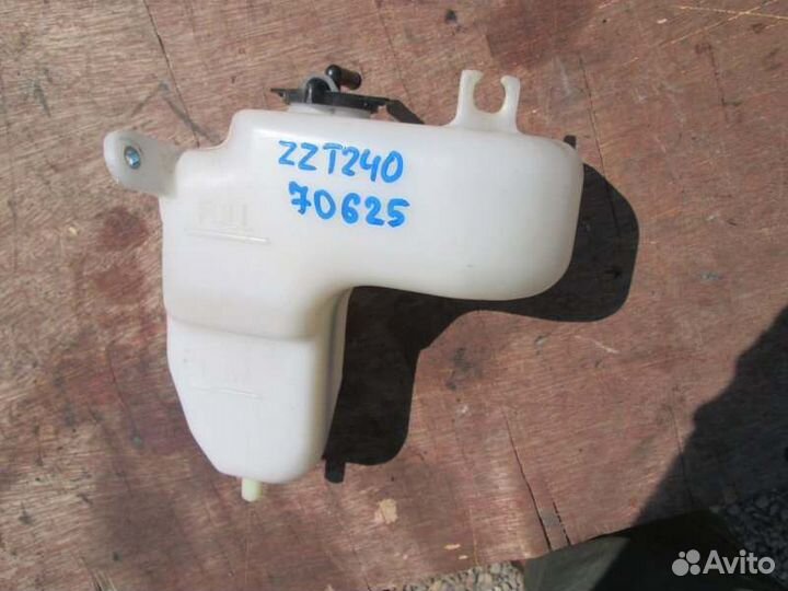 Бачок расширительный Toyota Allion ZZT240 1ZZ-FE