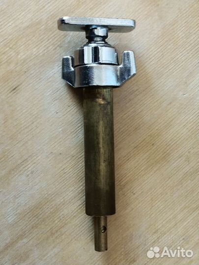 Насос, ключ, котелок от Шмель-1 Олимпиада 1980г