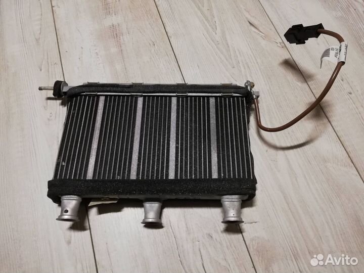 Радиатор отопителя печки BMW 5-Series E60