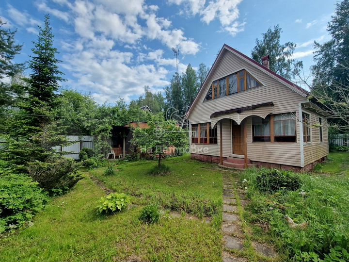 Дом 76 м² на участке 6,3 сот.