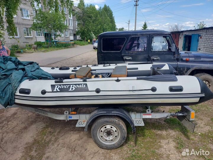 Ривер Бот плм Ниссан Марин 9.8