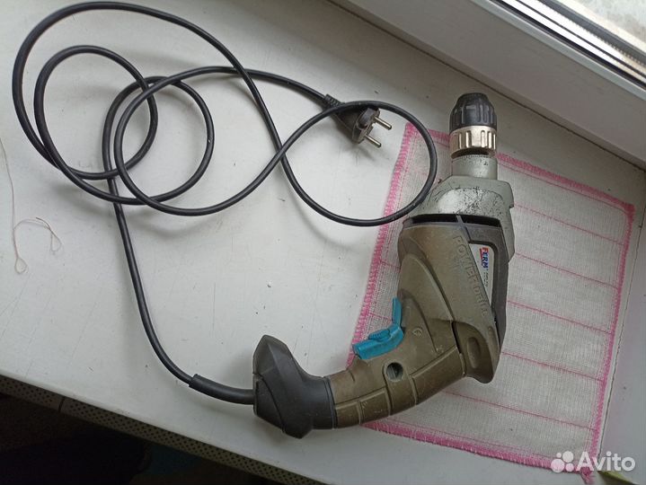 Электродрель Ferm рабочая