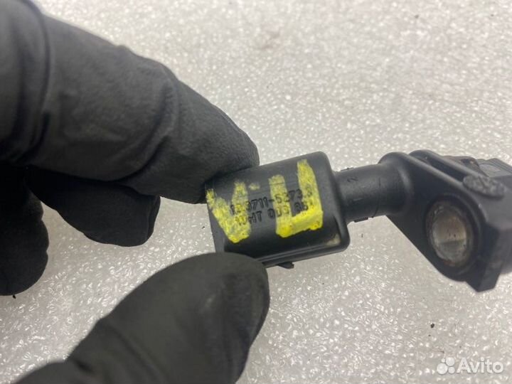 Датчик ABS передний левый Skoda Rapid NH cwva 2016