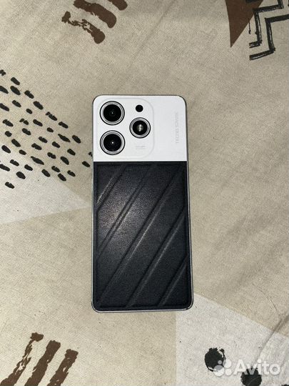 TECNO Spark 10 Pro, 8/256 ГБ