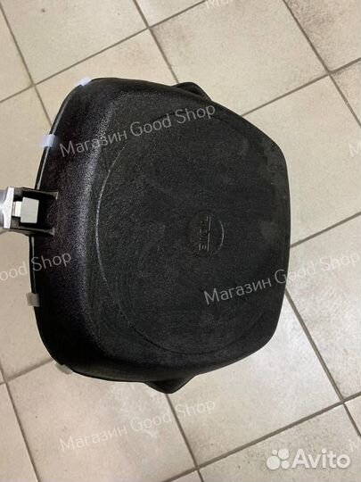 Сковорода гриль чугунная 260x260