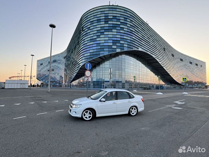 LADA Granta 1.6 МТ, 2015, 183 733 км