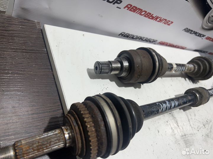 Привод (Полуось) Чери Индис Chery IndiS правый лев