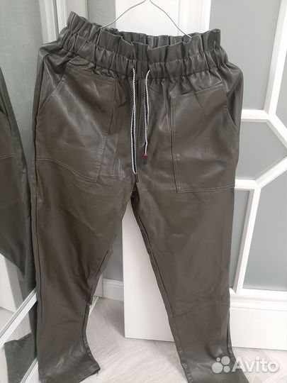 Брюки кожзам новые 42 р