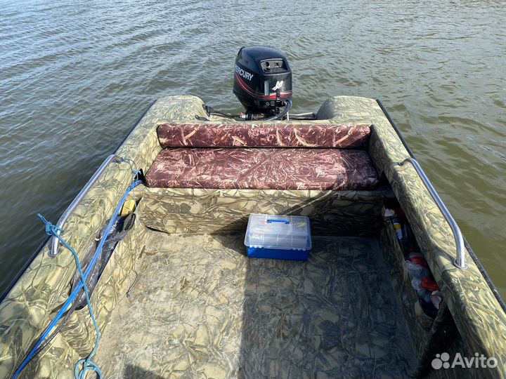 Моторная лодка