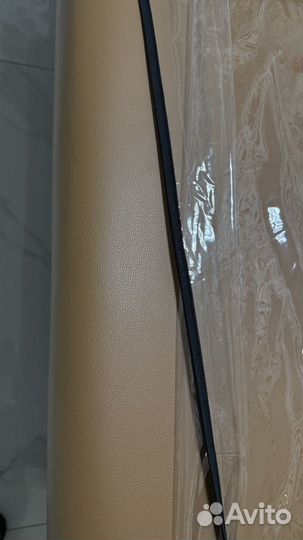 Массажная кушетка