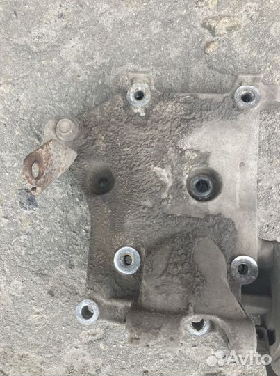 Кронштейн крепления компрессора nissan primera p12