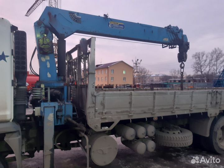 Бортовой грузовик Daewoo Novus с КМУ DongYang, 2012