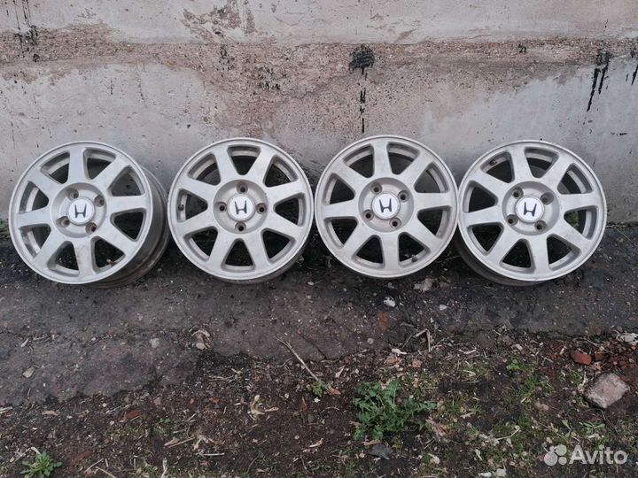 Диски r15 на Хонду црв1