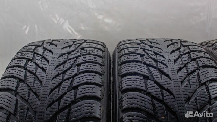 Nokian Tyres Hakkapeliitta R3 SUV 215/60 R17 100R