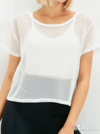 Футболка в сетку спортивная новая