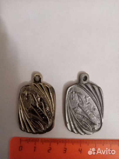 Памятный знак брелок 