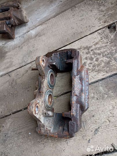 Передний супорт Toyota land cruiser prado 150