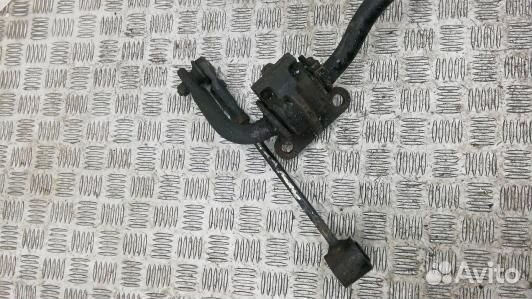 Стабилизатор поперечной устойчивости заднего моста