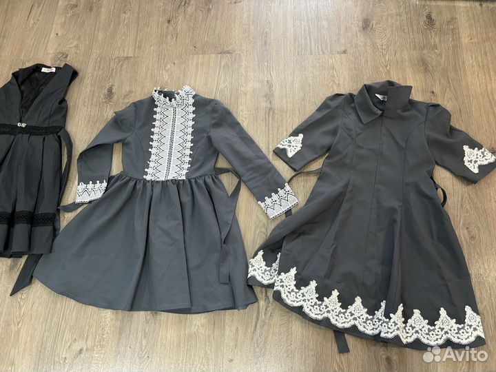 Продам школьные платья