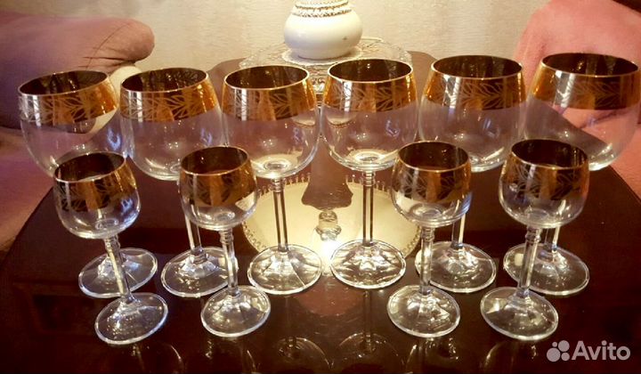 Набор фужеров и рюмок с позолотой