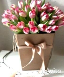 Цветы в коробке, заказать букет с доставкой