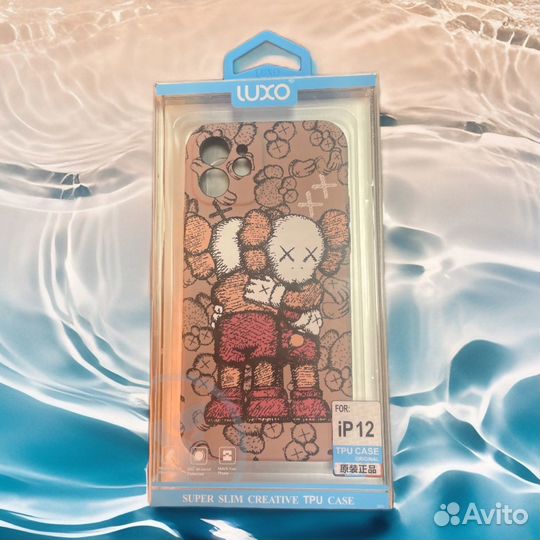 Чехол на iPhone 12 Kaws