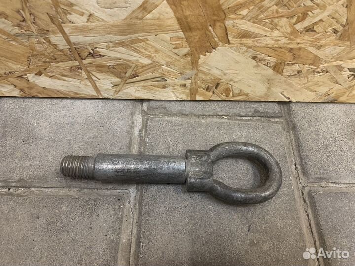 Крюк буксировочный Шкода Фабиа